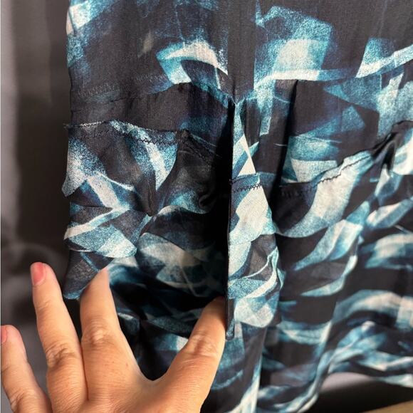 Theory Blue Black Printed Silk Drop Waist Short Sleeve Dress Size 2 - Picture 4 of 7